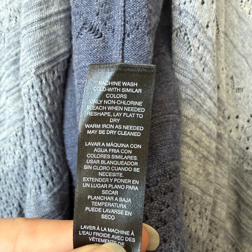 White House Black Market Blue Gray Ombre Knit Fringe Shawl Wrap - Picture 4 of 4